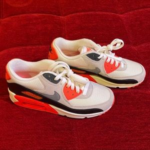 NIKE AIRMAX 90 INFRARED (2015) **BRAND NEW